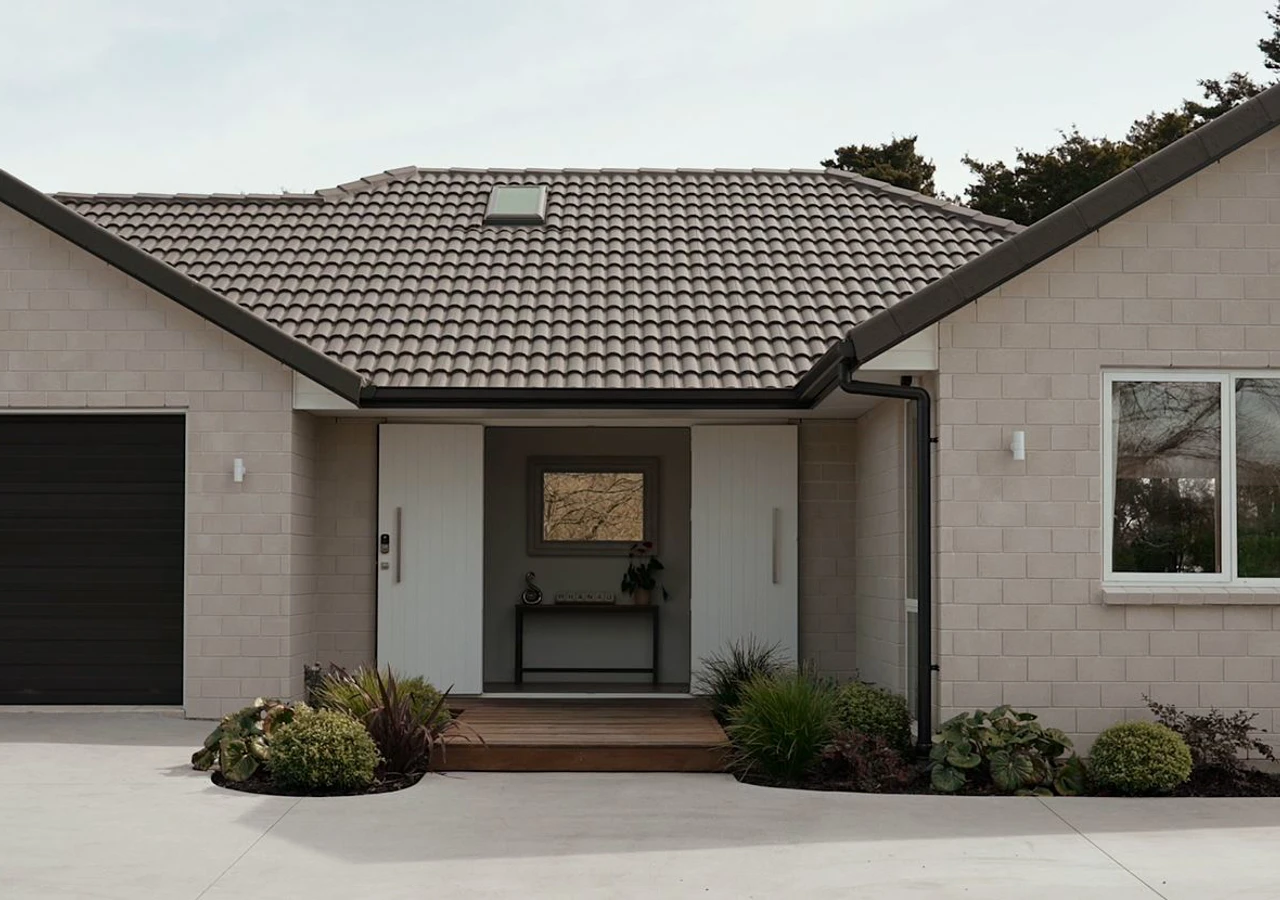Close Up Front Exterior