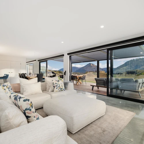 Modern Designed Showhome with Classic Builders