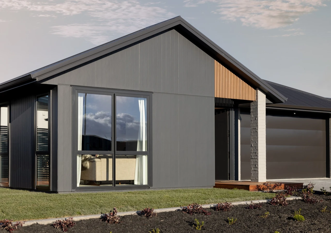 Classic Taupo Sneak Web 16 EDIT FOR WEBSITE